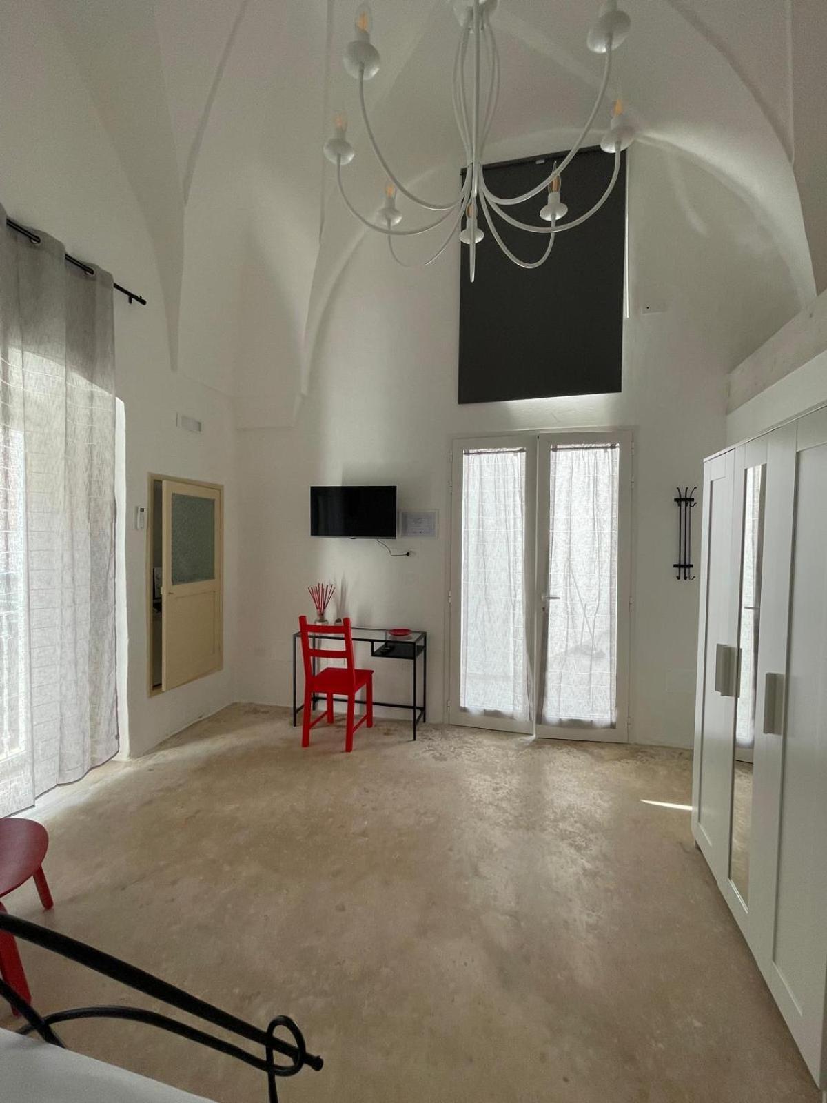 Cortile Carducci Hotel Racale Buitenkant foto